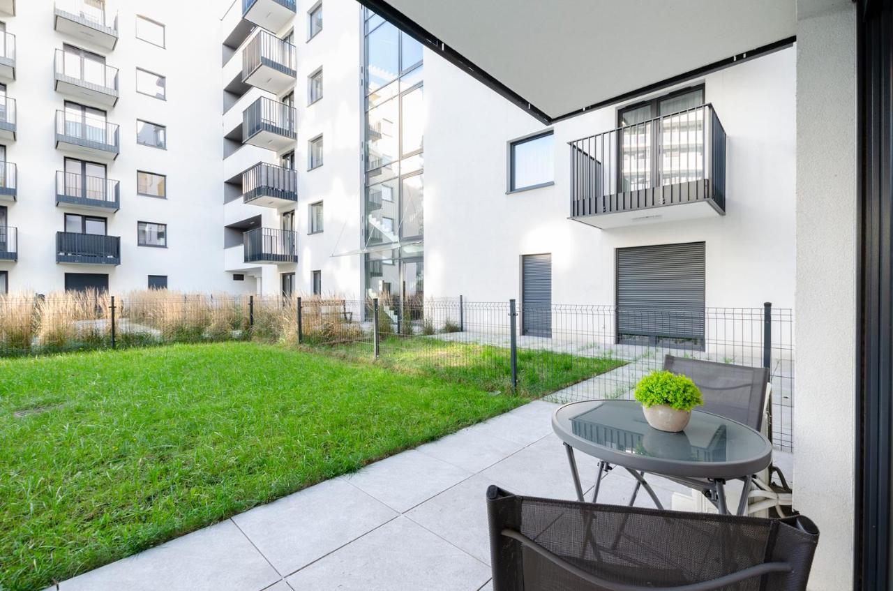 Sky Home- Rose Apartament -Manufaktura, Bezplatny Parking, Klima, Dostep Na Kod Łódź Exterior foto